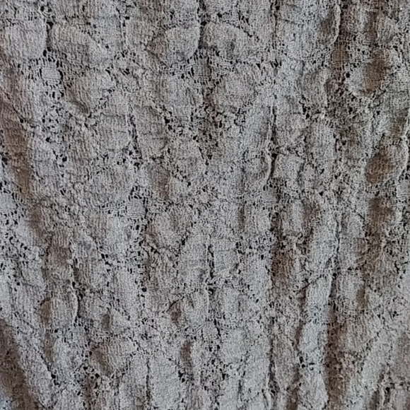 Lace sweater - Picture 3 of 3